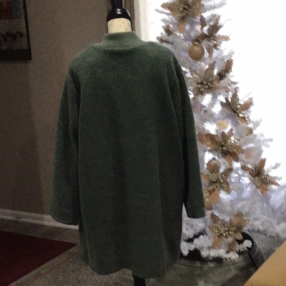 Warm Coat/jacket in OLIVE green - Picture 4 of 6